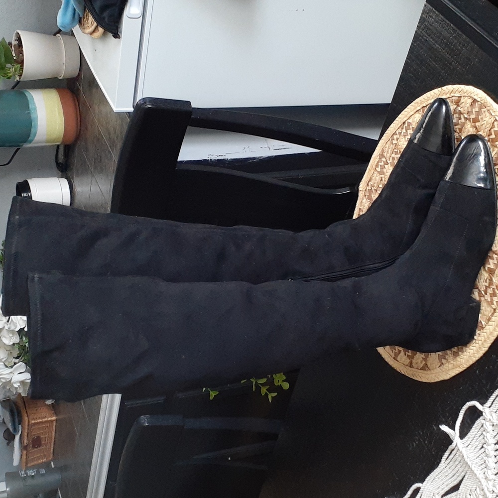 IVANKA TRUMP  OVER KNEE SUEDE BOOTS